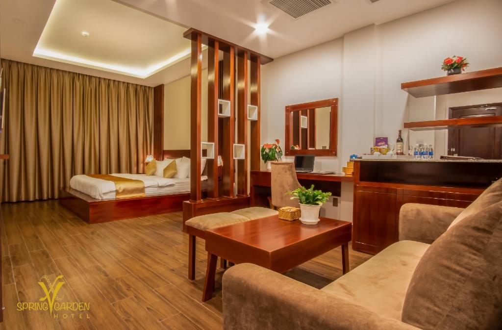 Spring Garden Hotel Lk Long Khanh Kültér fotó
